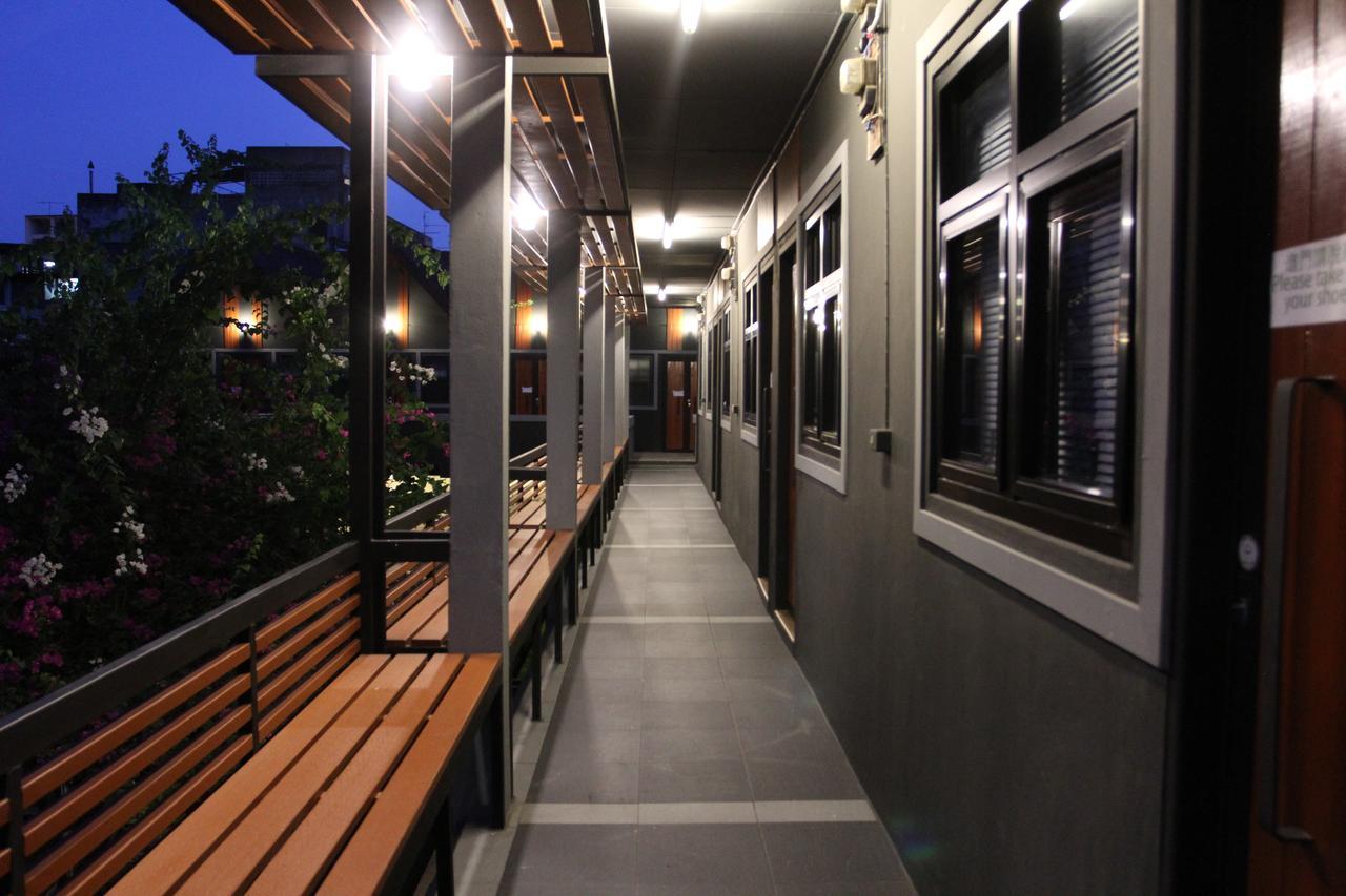Chiangmai Moli Inn (Adults Only) Chiang Mai Exterior foto